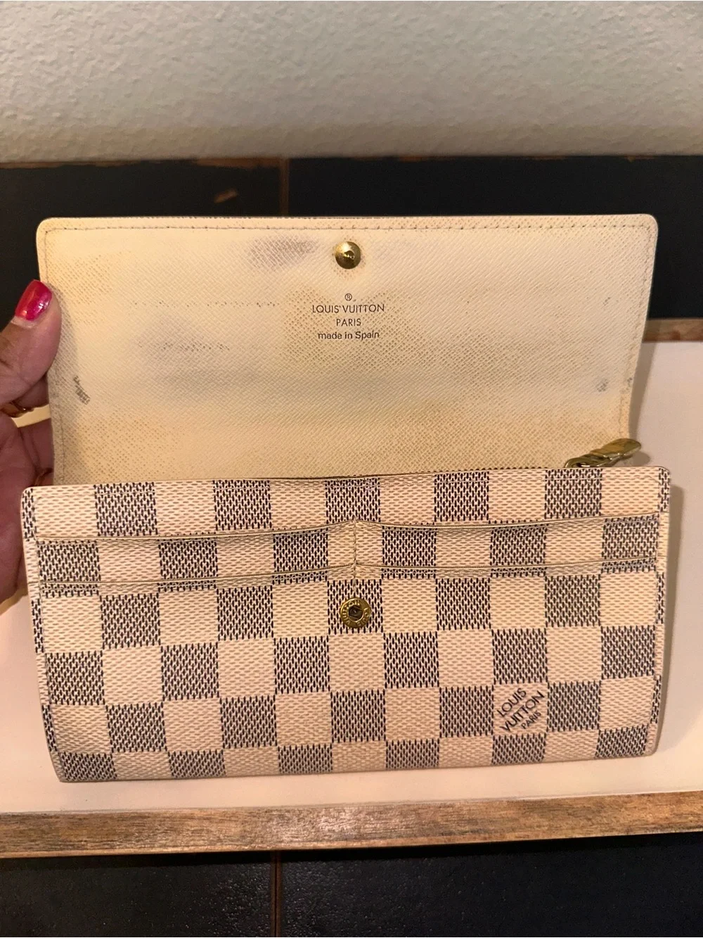 Louis Vuitton Sarah Wallet